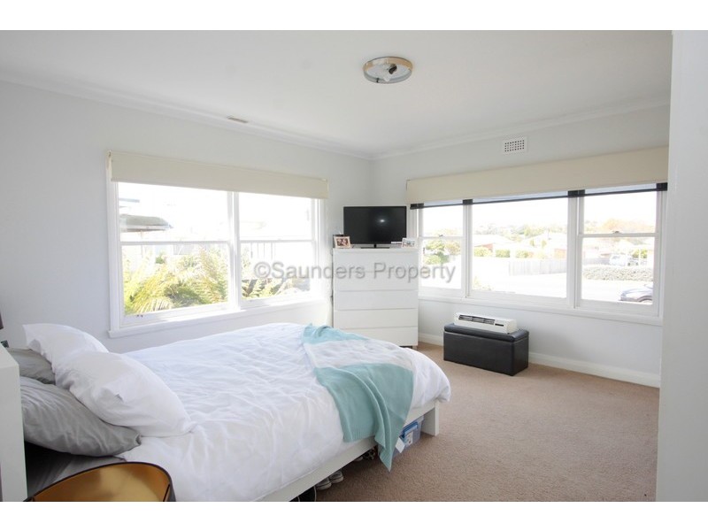 6 Middle Road, Devonport TAS 7310