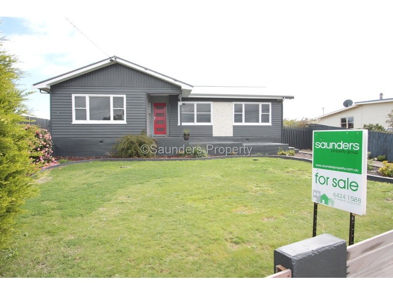 6 Middle Road, Devonport TAS 7310