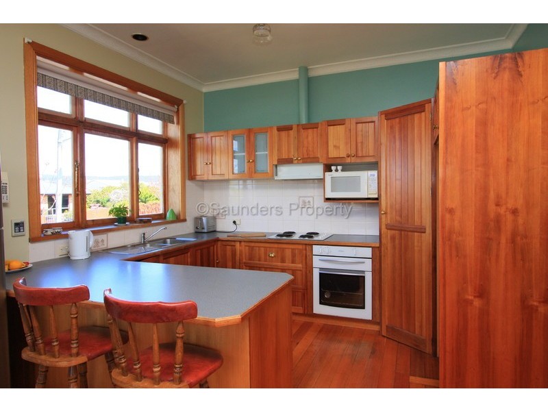 58 Wenvoe Street, Devonport TAS 7310
