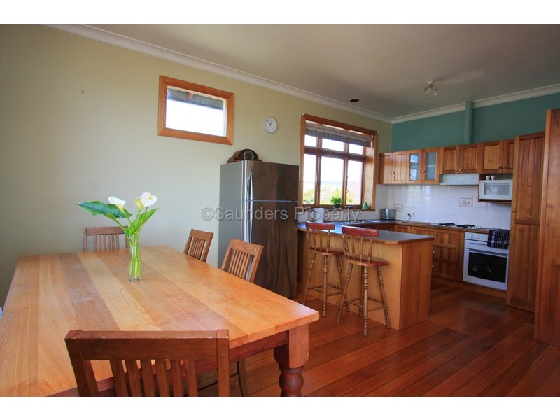 58 Wenvoe Street, Devonport TAS 7310