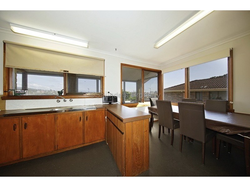 21 Riverview Avenue, East Devonport TAS 7310