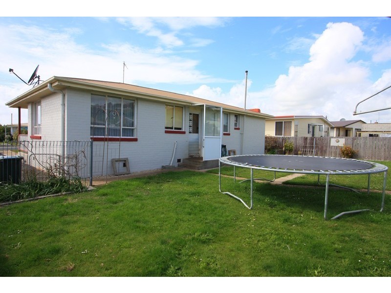 12 Mary Street, West Ulverstone TAS 7315