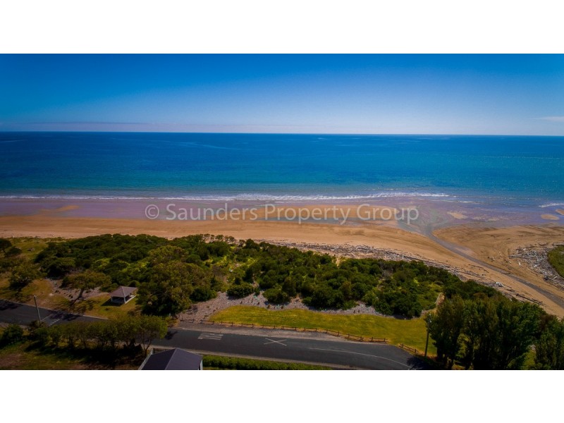 18 Beach Road, Ulverstone TAS 7315