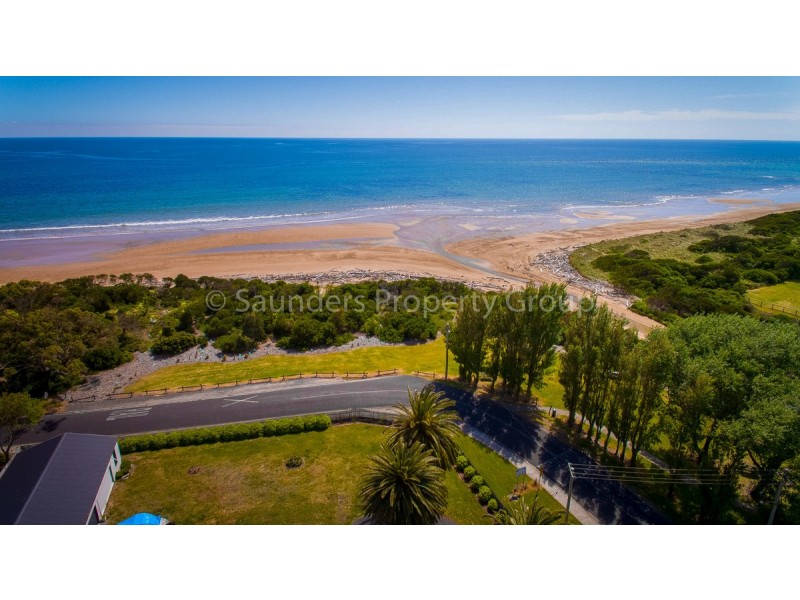 18 Beach Road, Ulverstone TAS 7315