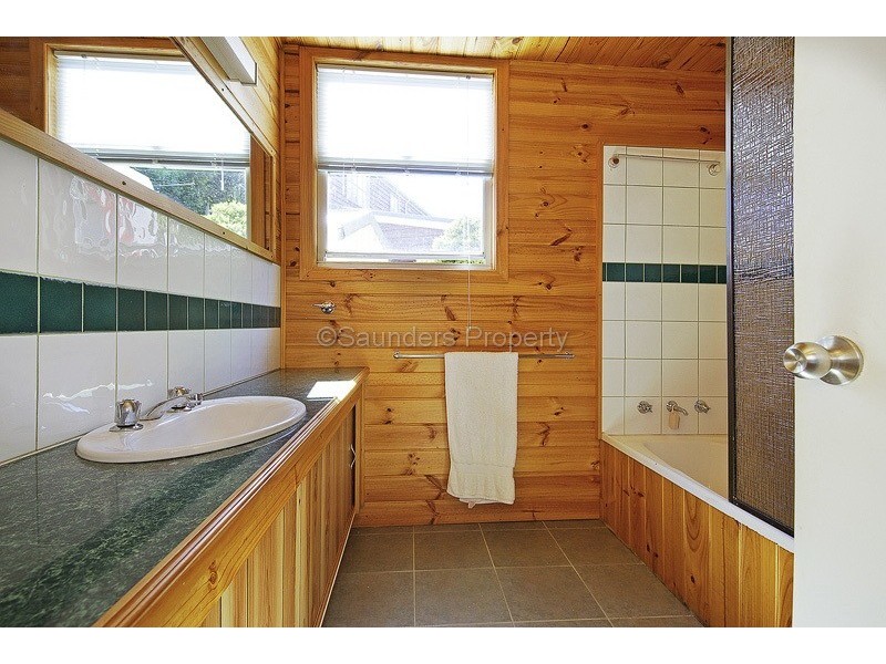 122 Brooke Street, East Devonport TAS 7310