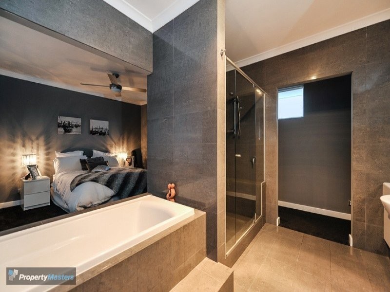 7 Amelia Loop, North Coogee WA 6163