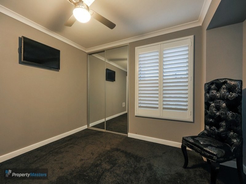 7 Amelia Loop, North Coogee WA 6163