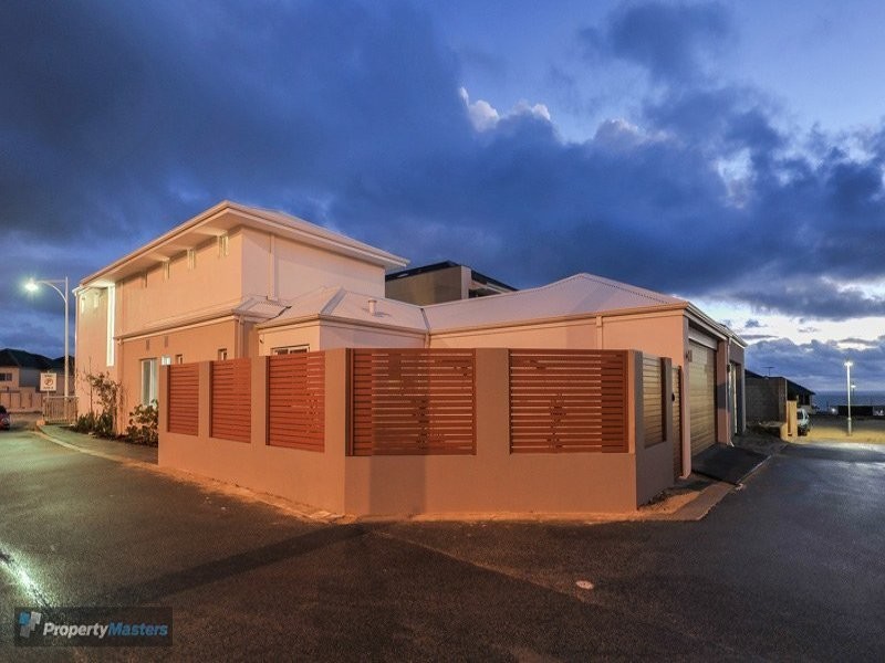 7 Amelia Loop, North Coogee WA 6163