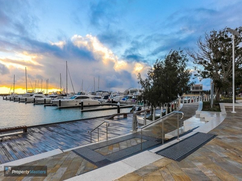 7 Amelia Loop, North Coogee WA 6163