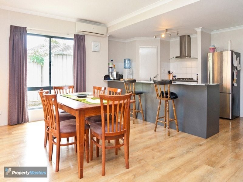 25 Johnson Street, Redcliffe WA 6104