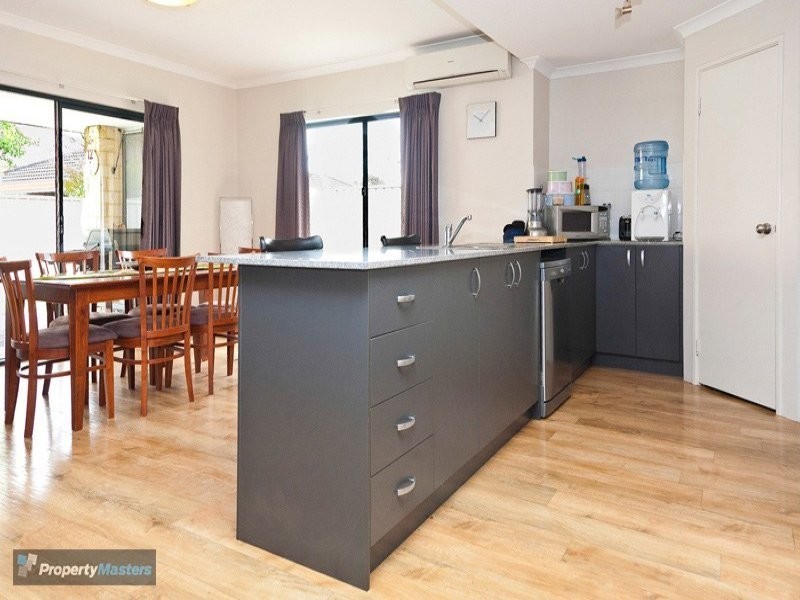 25 Johnson Street, Redcliffe WA 6104