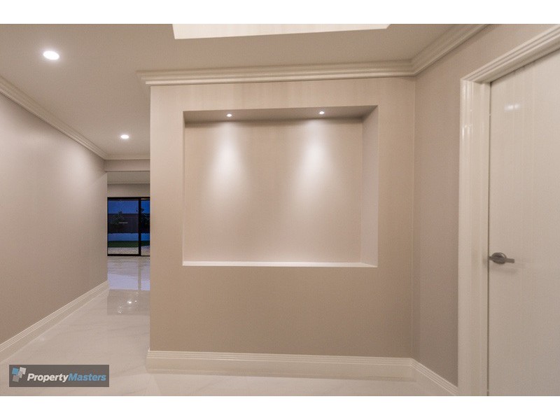 64 Raeside Drive, Landsdale WA 6065