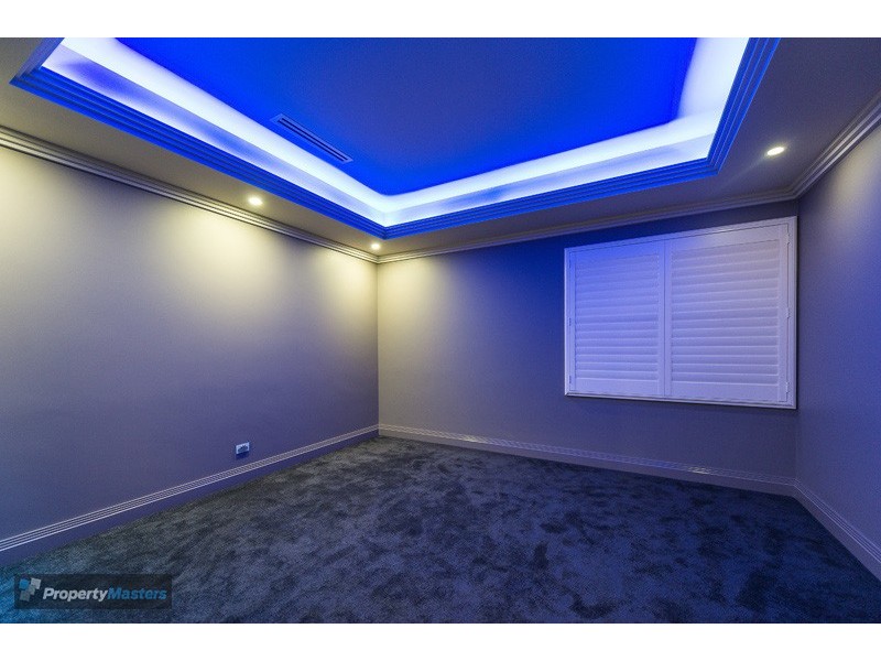 64 Raeside Drive, Landsdale WA 6065