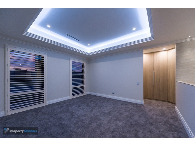 64 Raeside Drive, Landsdale WA 6065