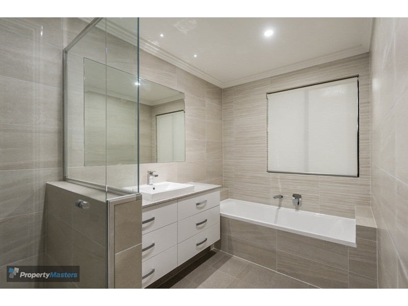 64 Raeside Drive, Landsdale WA 6065