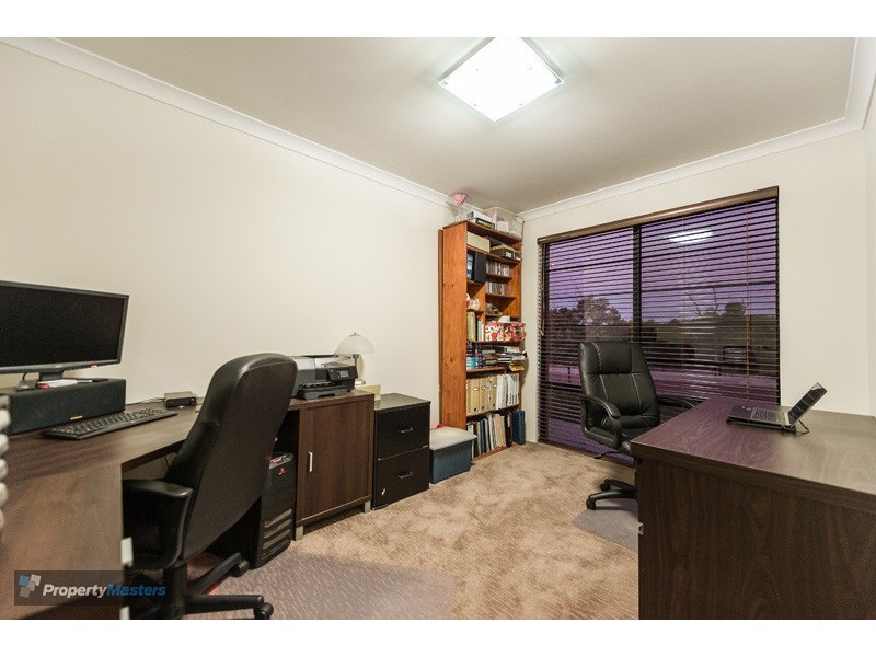 19 Zanzibar Loop, Aveley WA 6069