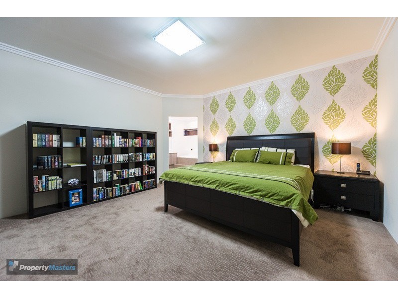 19 Zanzibar Loop, Aveley WA 6069