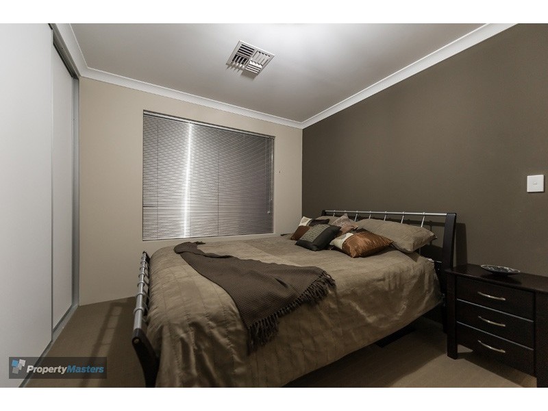 20 Cochrane Loop, Aveley WA 6069