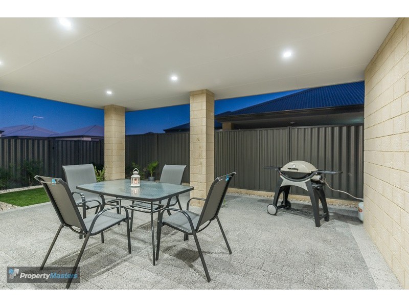 20 Cochrane Loop, Aveley WA 6069