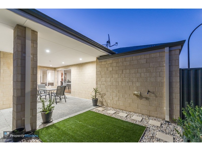 20 Cochrane Loop, Aveley WA 6069