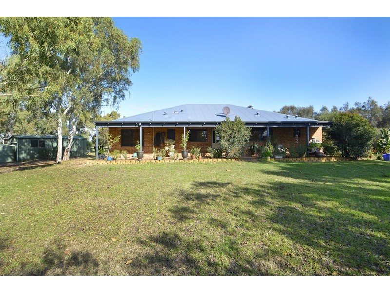 137 Warren Road, Bullsbrook WA 6084
