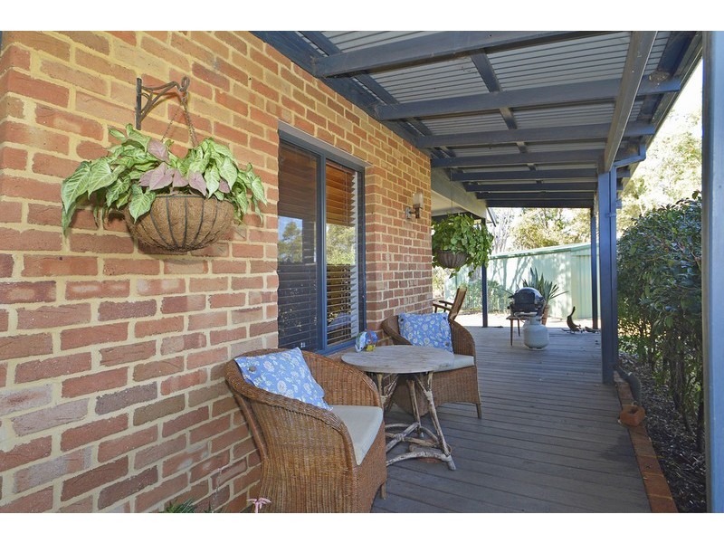 137 Warren Road, Bullsbrook WA 6084