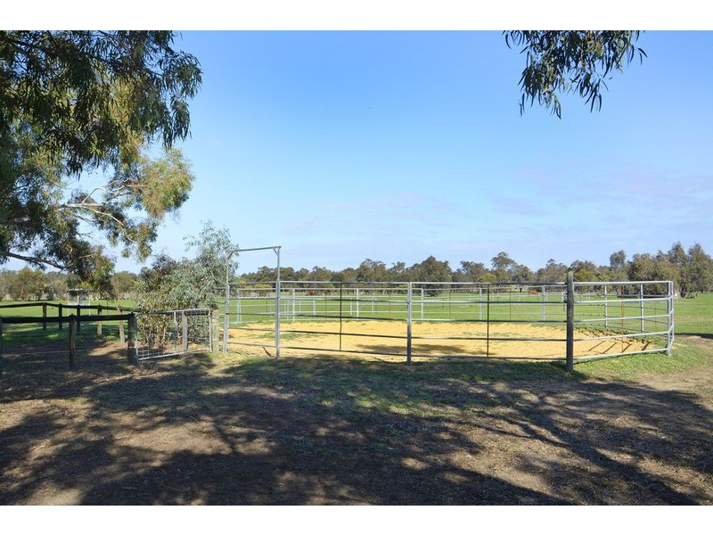 137 Warren Road, Bullsbrook WA 6084