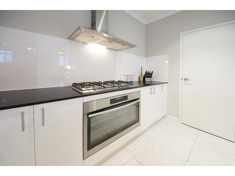 12 Hestercombe Way, Landsdale WA 6065