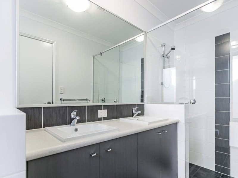 19 Fogliani Loop, Sinagra WA 6065