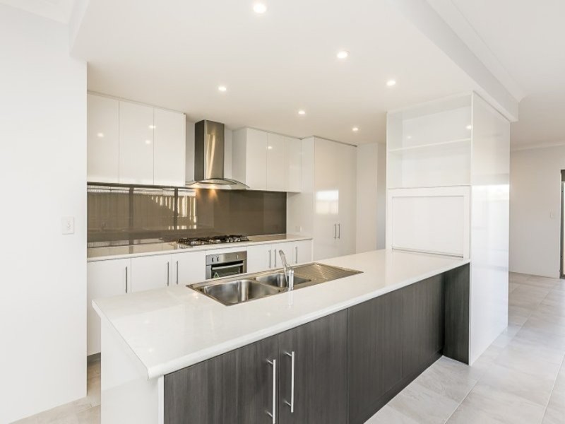 19 Fogliani Loop, Sinagra WA 6065