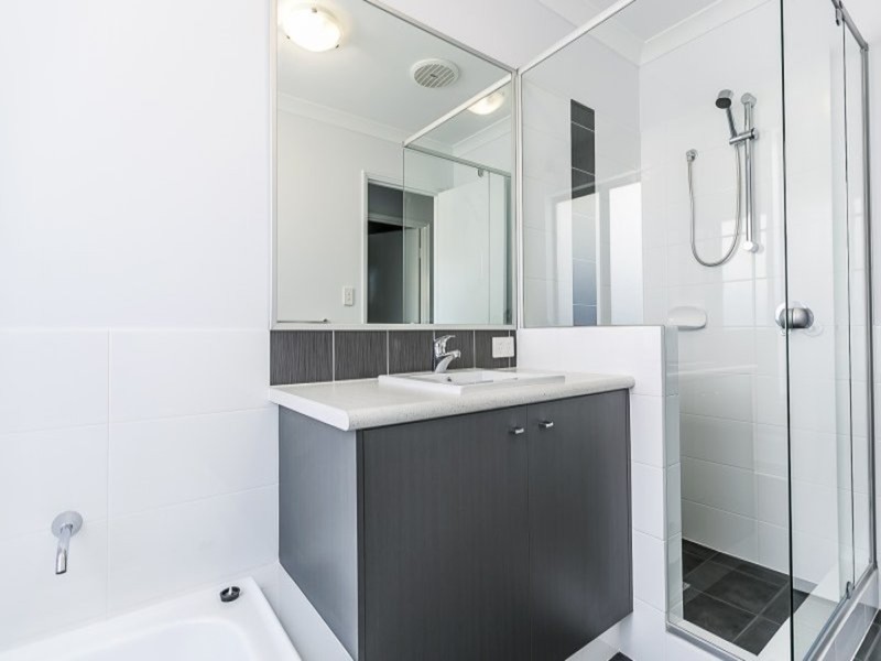 19 Fogliani Loop, Sinagra WA 6065