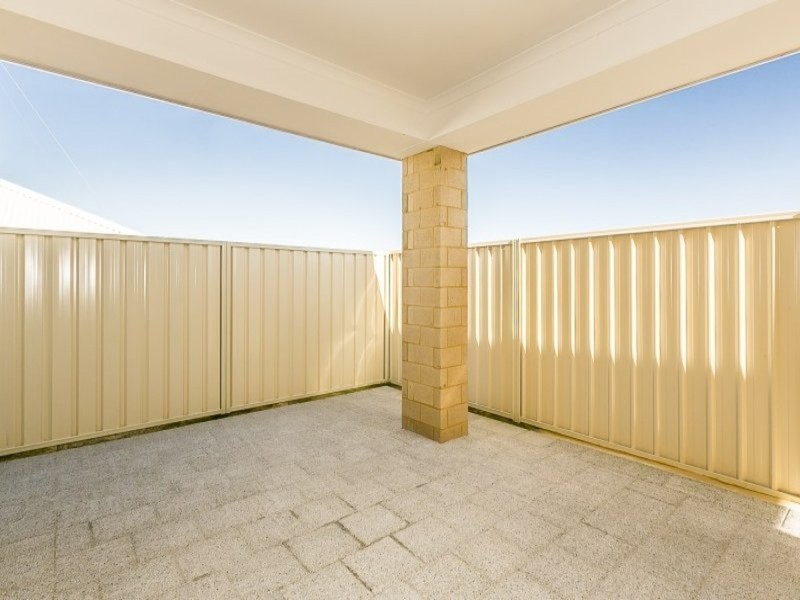 19 Fogliani Loop, Sinagra WA 6065