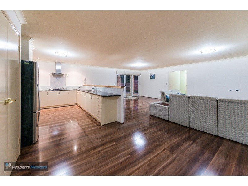 90 Karl Place, Mundaring WA 6073