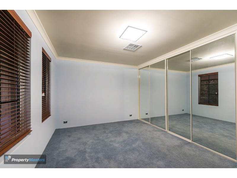 90 Karl Place, Mundaring WA 6073