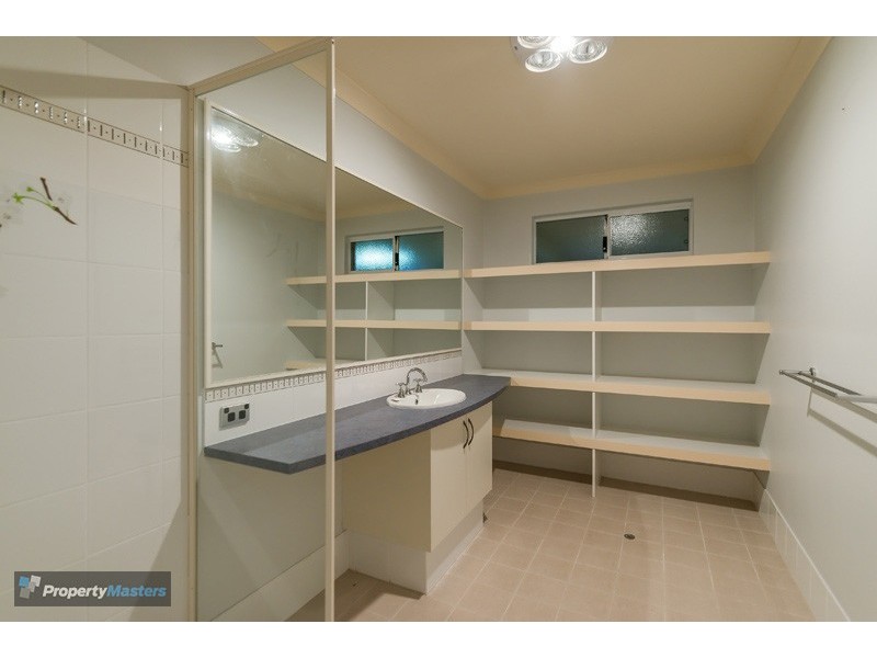 90 Karl Place, Mundaring WA 6073