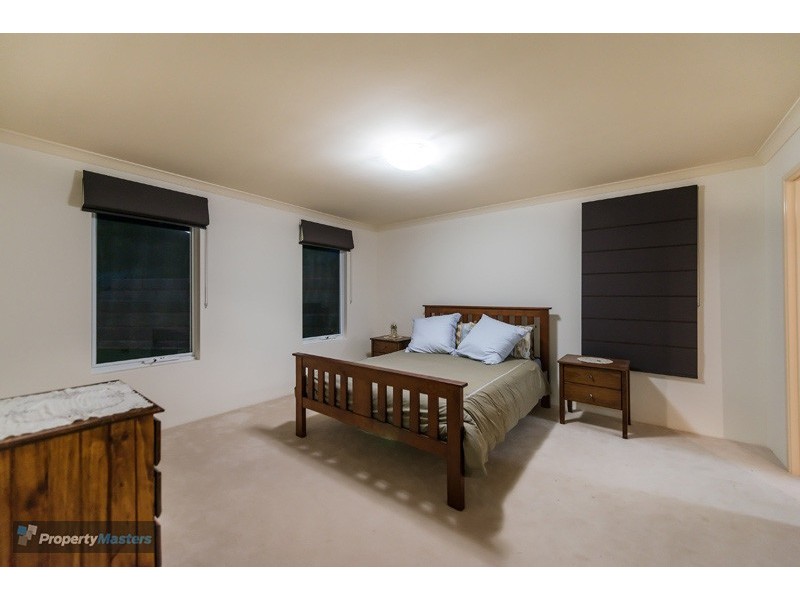 90 Karl Place, Mundaring WA 6073