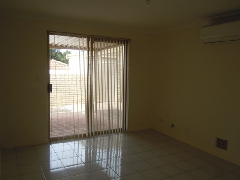 2/68 Golf View Street, Yokine WA 6060