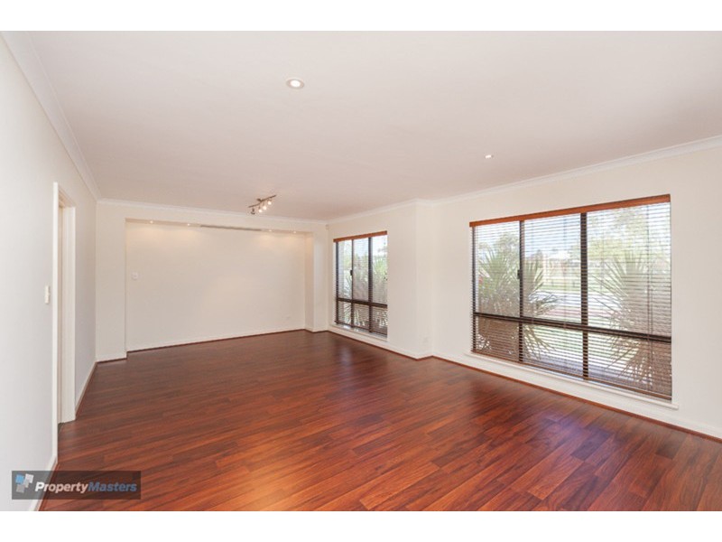 13 Carpenteria Drive, Stirling WA 6021