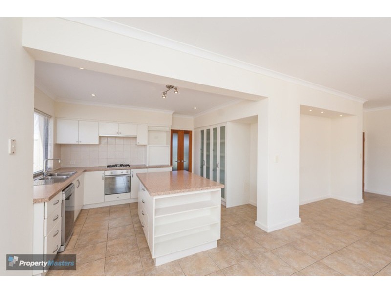 13 Carpenteria Drive, Stirling WA 6021