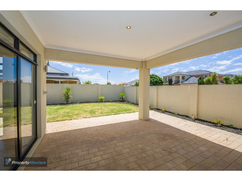 13 Carpenteria Drive, Stirling WA 6021