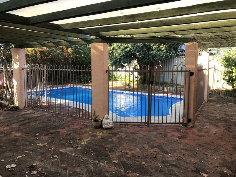 22 Mackay Way, Hillarys WA 6025