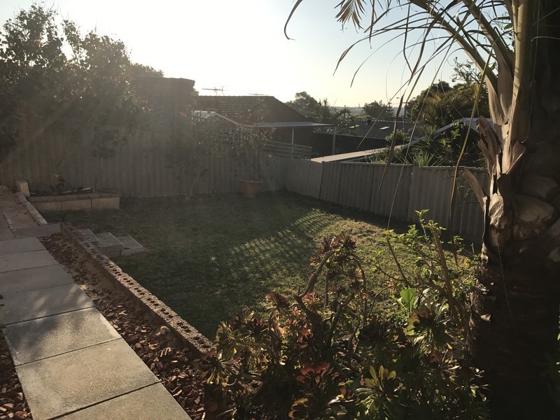 22 Mackay Way, Hillarys WA 6025