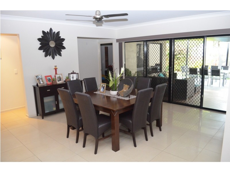 8 River Drive, Mareeba QLD 4880