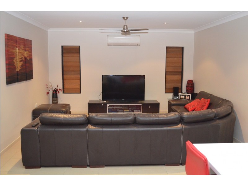 8 River Drive, Mareeba QLD 4880