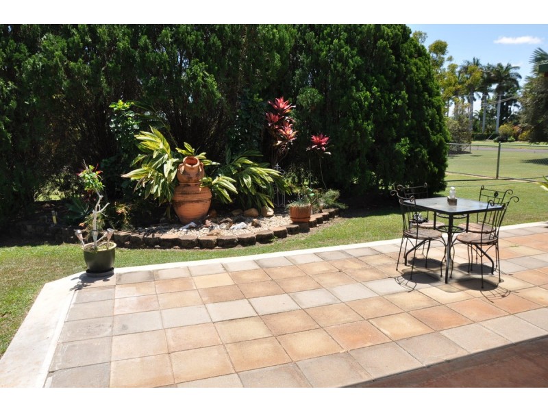 10 Wylandra Drive, Mareeba QLD 4880
