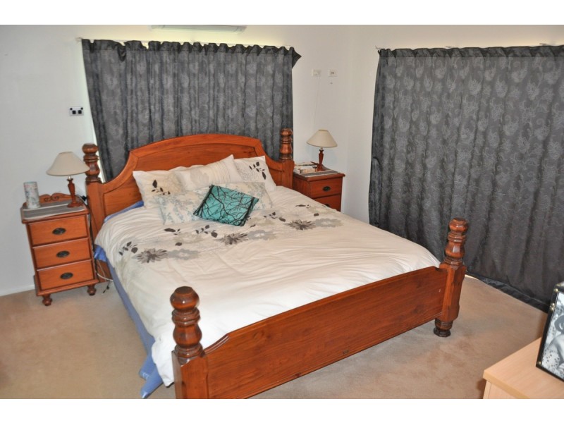 10 Wylandra Drive, Mareeba QLD 4880