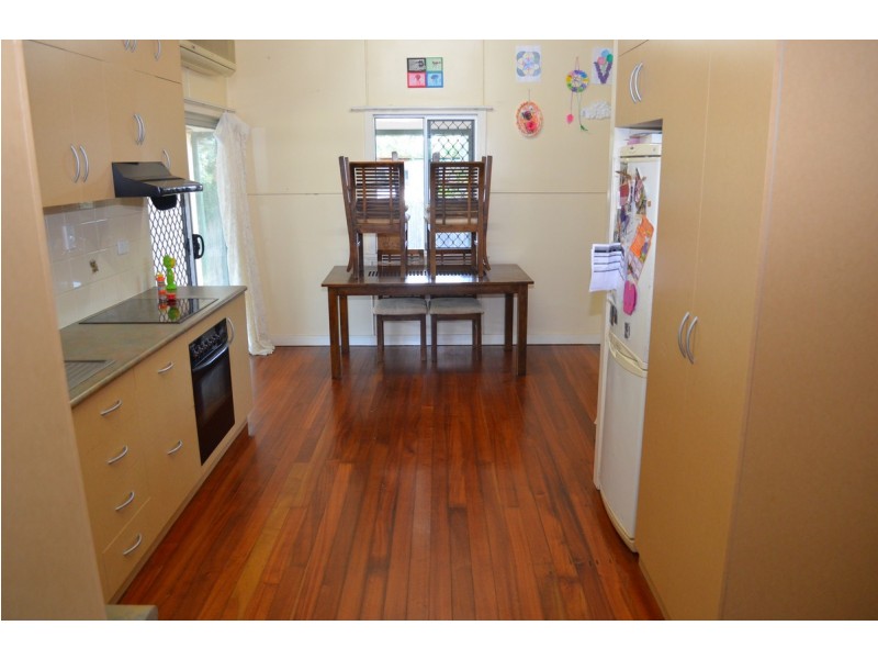 6 Swan Street, Mareeba QLD 4880