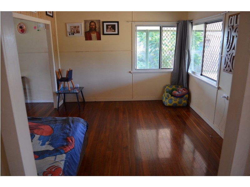 6 Swan Street, Mareeba QLD 4880