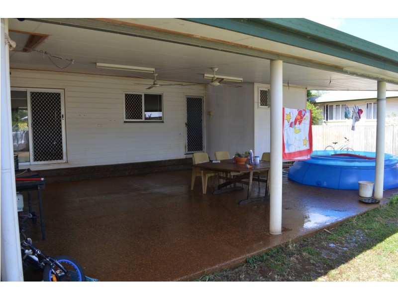6 Swan Street, Mareeba QLD 4880