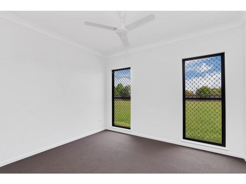 9 Riverlands Drive, Mareeba QLD 4880